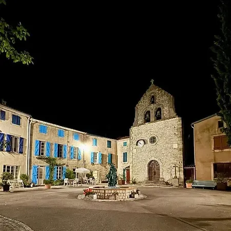 Les Lits De Montbel B&B 3*