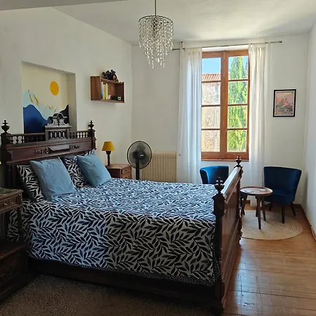 Les Lits De Montbel B&B 3*